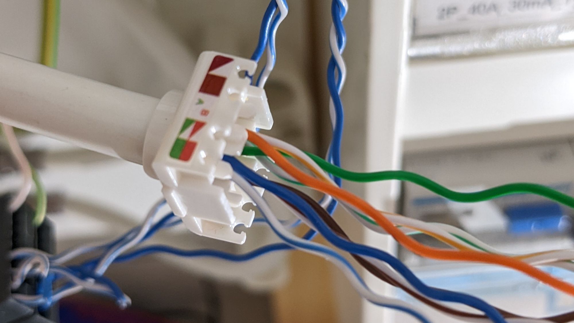 Câblage prise RJ45 étape 1