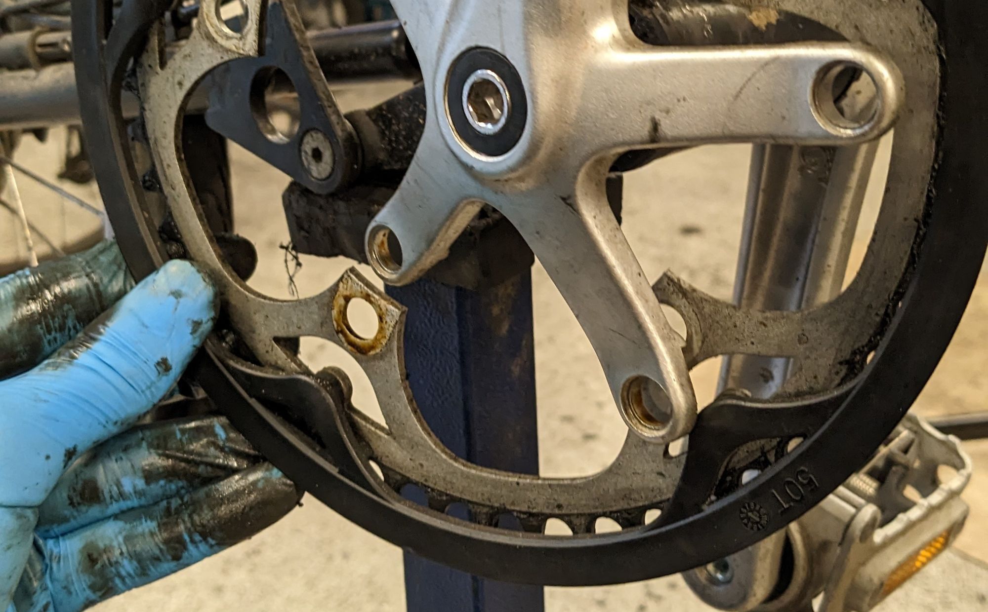 Remplacement du plateau sur vélo pliant Brompton